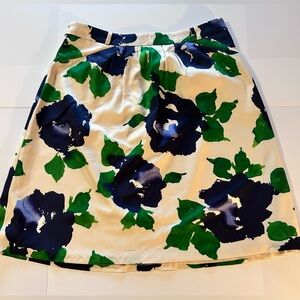 Outback Red Pleated Floral Skirt Size Small